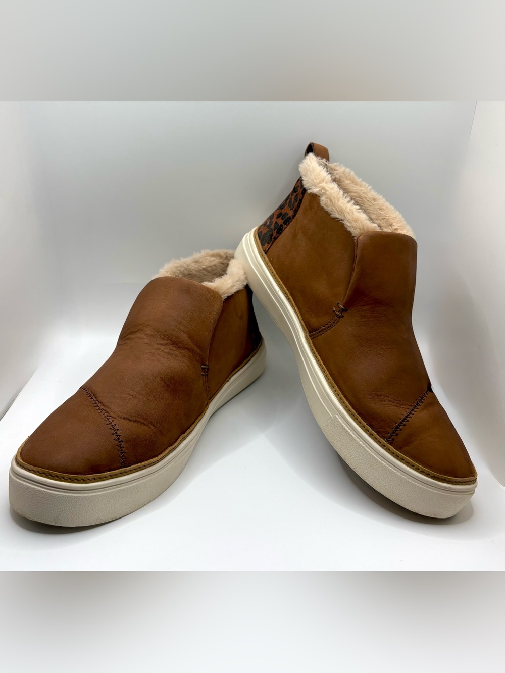 Toms Paxton Slip On Shoes Suede Booties Dark Ember Nubuck Leopard Faux Fur Sz 10